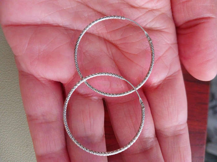 Pair of Thin Sterling Silver 1.5mm 3.2 cm Patterned Hoop Earrings