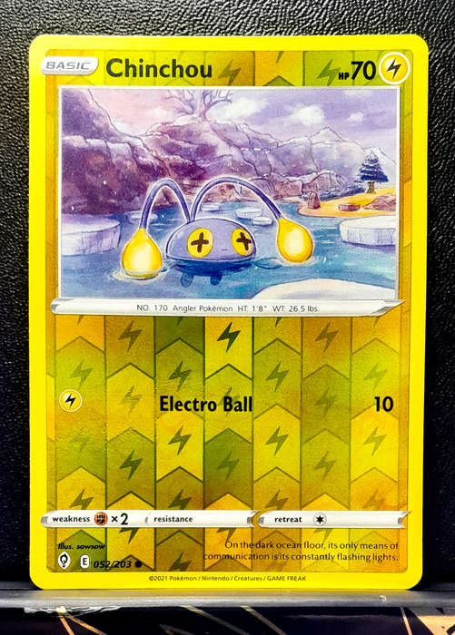 Pokemon Cards - Chinchou 052/203 - Reverse Holo - Sword & Shield Evolving Skies NM