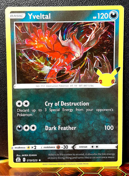 Pokemon Card - Yveltal 019/025 - Holofoil Rare - Celebrations 25th Anniversary NM
