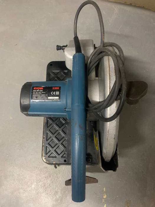Ryobi 2300W Cut Off Saw - C3552