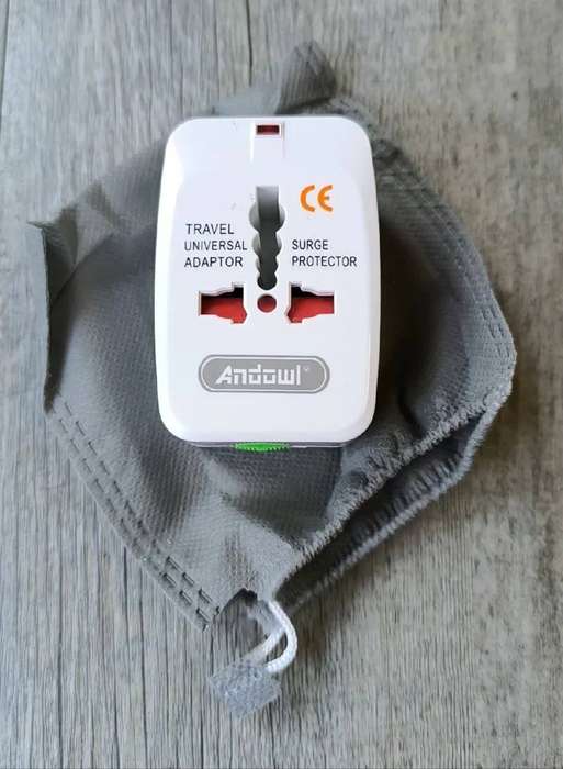 Andowl Q-A178 Universal Travel Adapter (Pack of 2)