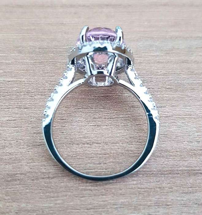 Vintage Oval Pink Crystal Silver Ring