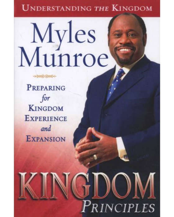 Kingdom Principles - Preparing for Kingdom Experience and Expansion (Paperback)Myles Munroe