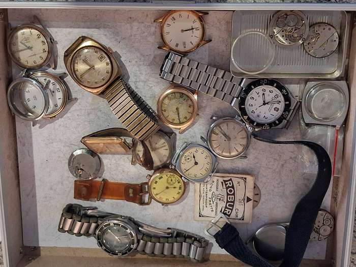 Vintage men's watch one bid takes all
