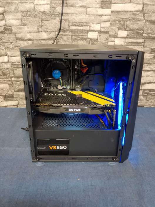 Intel Core i7 6700K Gaming PC**Zotac AMP GTX1070 8GB Graphics**16GB Ram*MSI SSD**