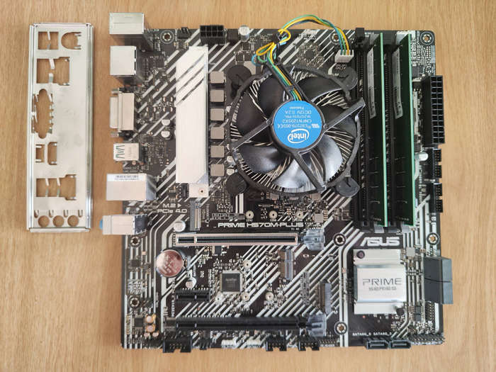 Intel Core i5 10500 Combo**Asus Prime H570M-Plus**16GB 3200MH Adata Ram