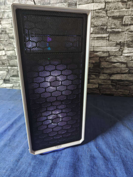 12th Gen i5 Gaming Monster**RTX3070**32GB ARGB Gaming Ram**1TB NVME