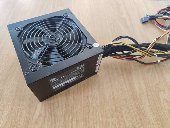 Cooler master RS500 PSU *500w* 4+4pin CPU + 6Pin PCI-E