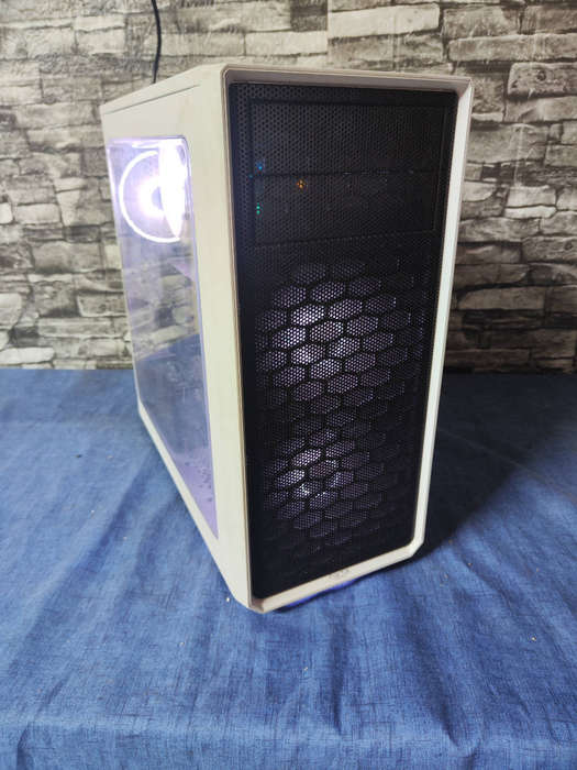 12th Gen i5 Gaming Monster**RTX3070**32GB ARGB Gaming Ram**1TB NVME