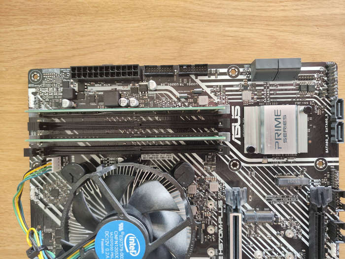 Intel Core i5 10500 Combo**Asus Prime H570M-Plus**16GB 3200MH Adata Ram