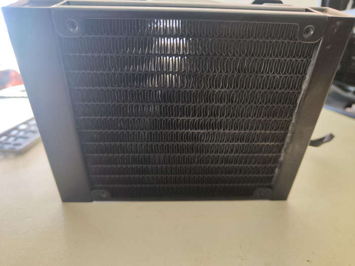 Amazing ITX Combo**Core i5 4690K**16GB Gaming ram**Water-cooling**Wifi Motherboard