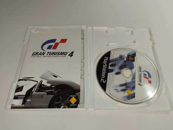 Gran Turismo 4 (PS2 PAL) (2004)