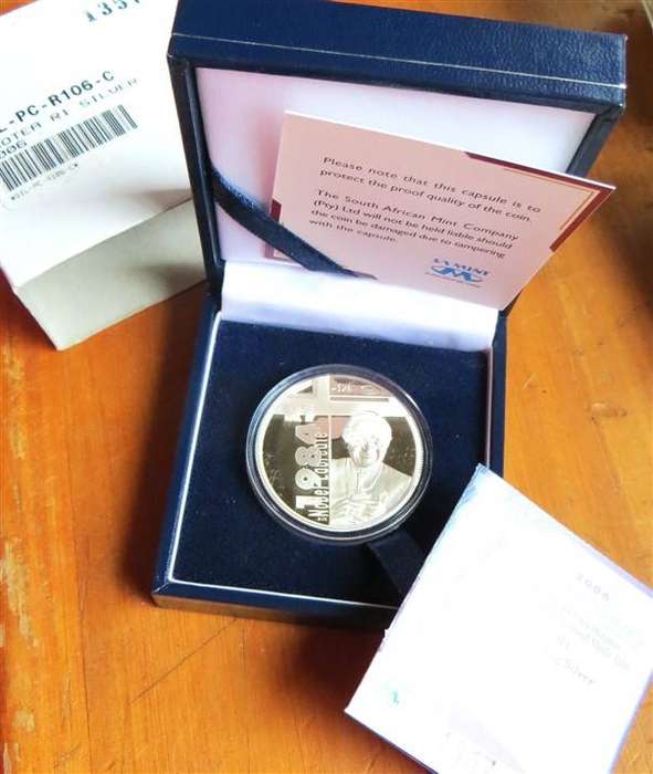 2006 Desmond Tutu Silver Proof R1 + Box + Cert.