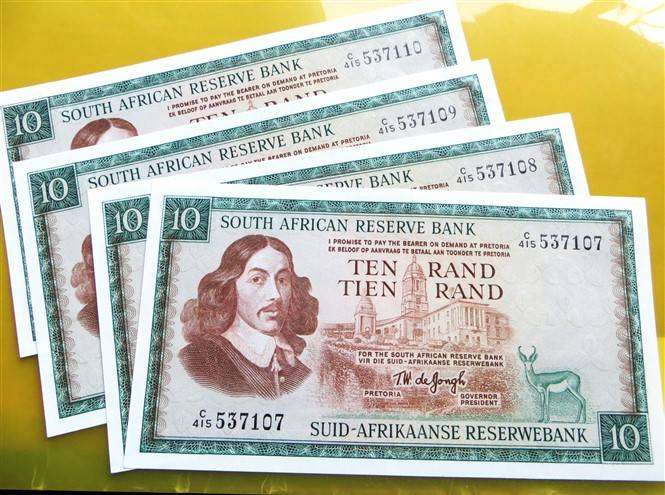 4 x TW de Jongh R10 Notes Prefix C31 in Sequence - Condition