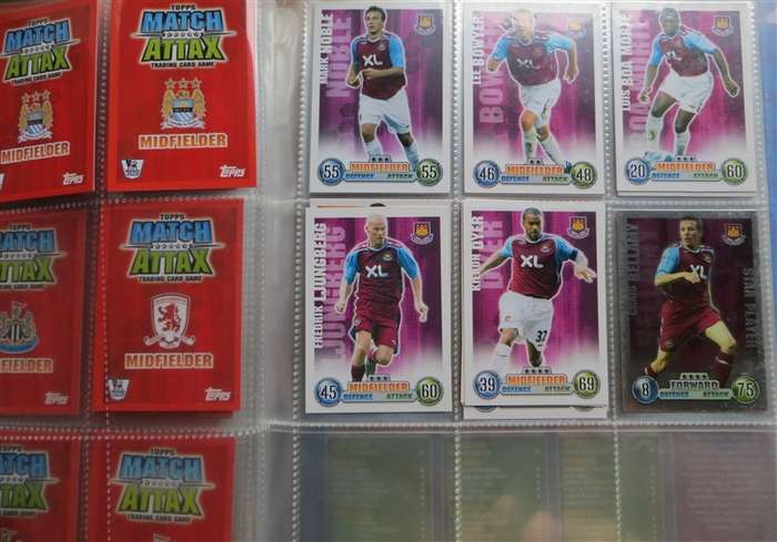 114 x Topps  2007/8 Match Attax Soccer Cards in Album