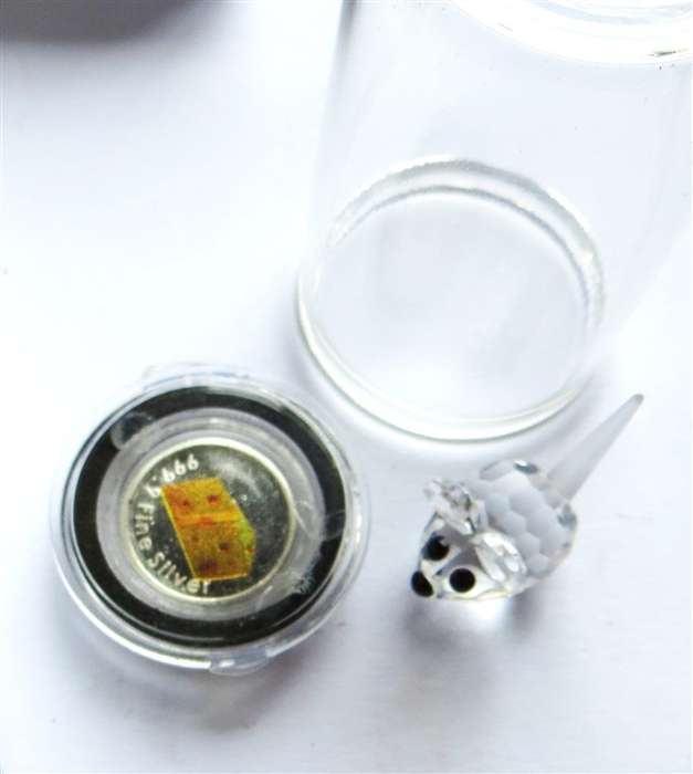 Swarovski 1/10 Oz Silver colourised - Mintage  250 + Crystal Mouse in Box