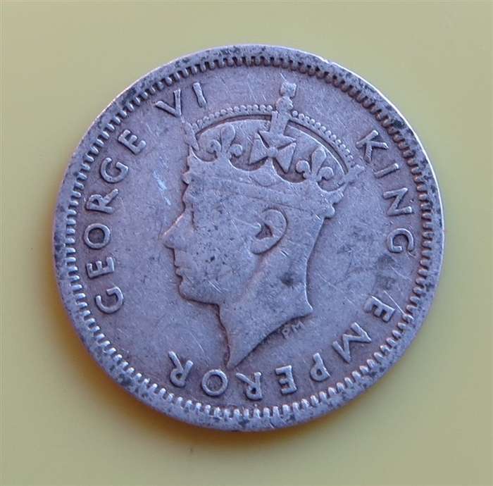 1942 Southern Rhodesia 3d Silver Coin