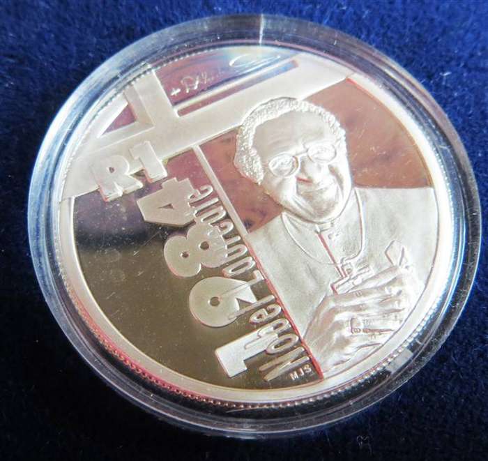 2006 Proof R1 Silver Desmond Tutu in Box + Cert.
