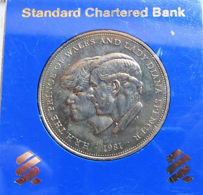 1981 Lady Diana Wedding Crown in presentation Box