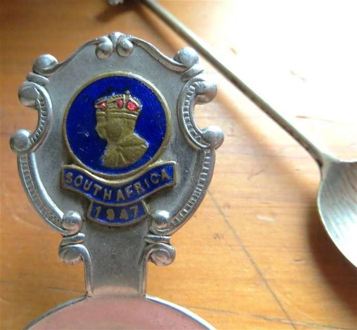 Royals 1937-1947 Cups & Tea Spoons Lot - Coronations & Silver Jubilee