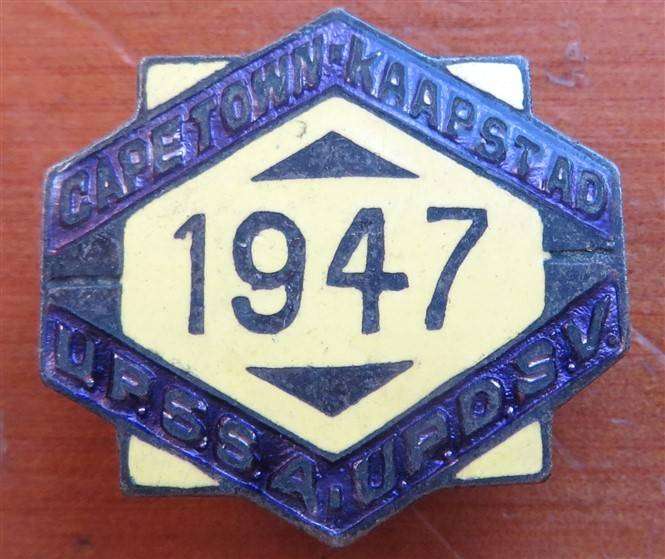 1947 UPSSA/UPDSV button hole lapel badge