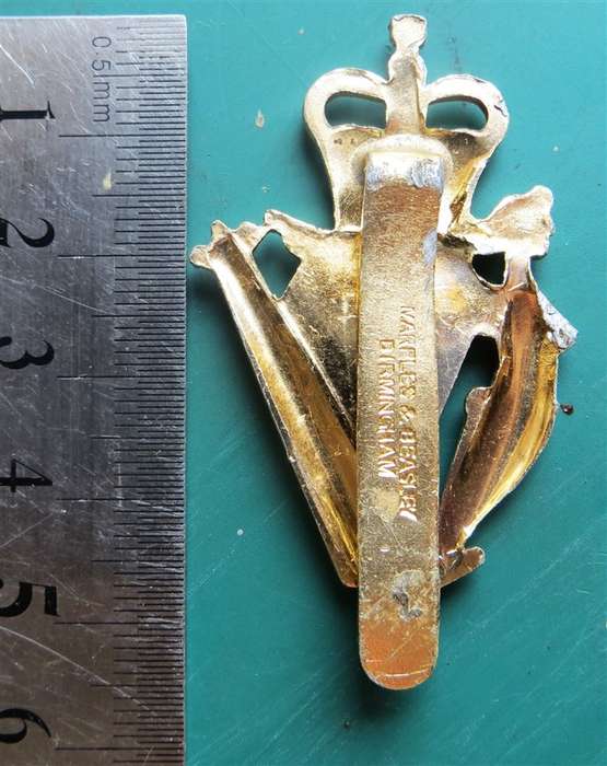 Royal Irish Ulster Rifles Cap Badge