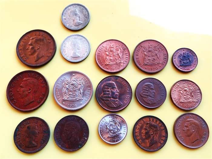 SA Union & RSA Assorted Coins - 2 x Silver 6d - 1 Bid for All