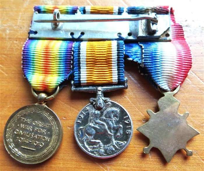WW1 Medals Group of 3 Miniatures on Bar