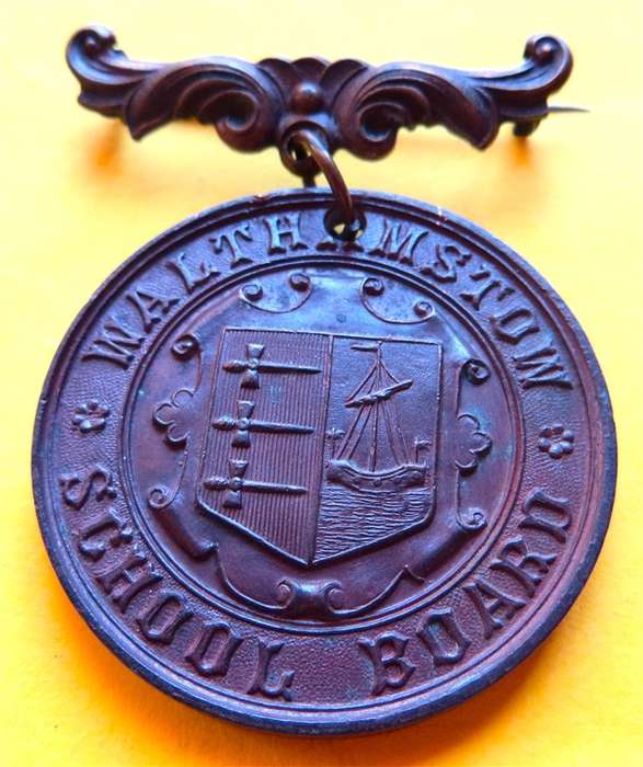 1901 School Board of Walthamstow Medal - 38mm with Pin Clasp - Spencer & Co.
