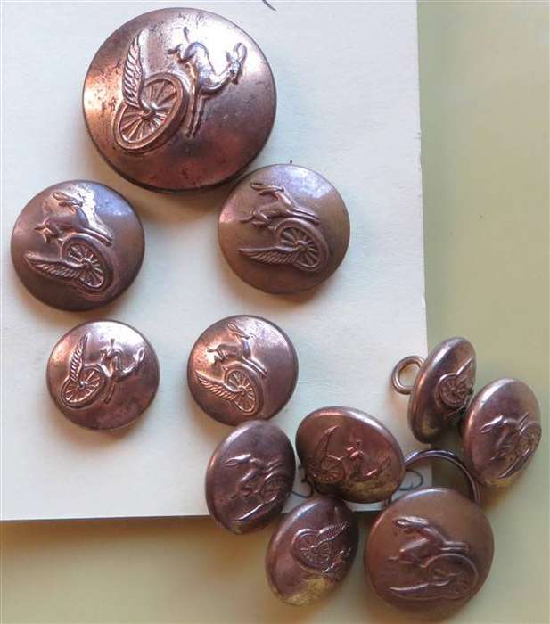 11 x SAR/SAS Uniform Buttons Lot