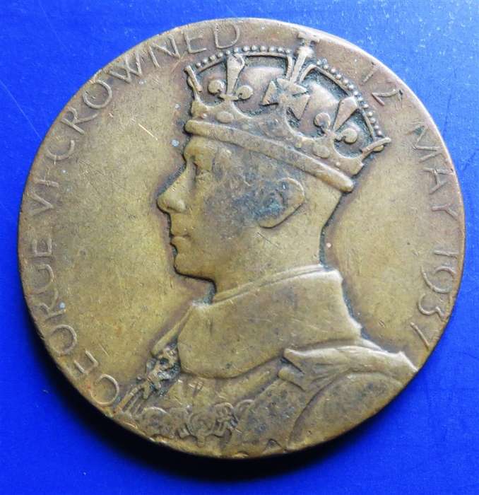 1937 KGVI & Queen Elizabeth 12 May 1937 Coronation medallion