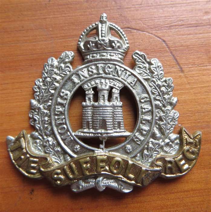 The Suffolk Regiment Cap Badge No Lugs