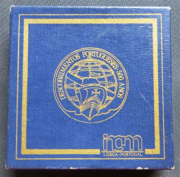 Portugal 1987 - 1988 Large 196gr Pioneers of Modern Science Medallion #123 of 1000 Bronze