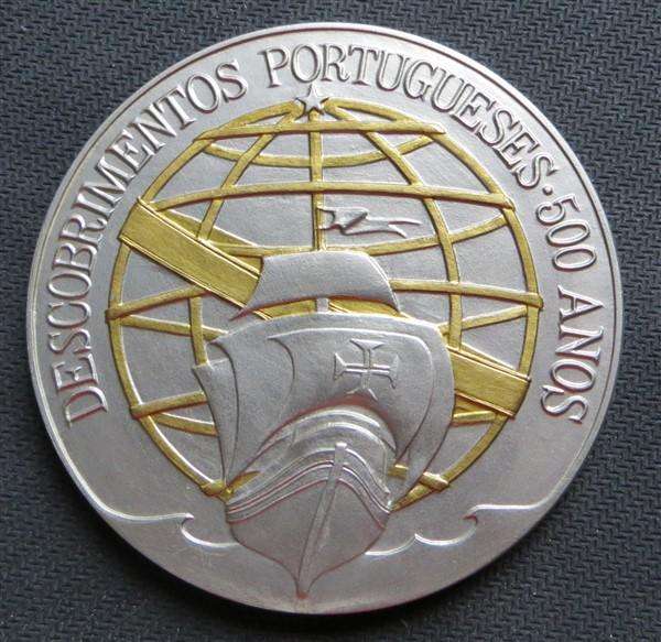 Portugal 1987 - 1988 Large 196gr Pioneers of Modern Science Medallion #123 of 1000 Bronze