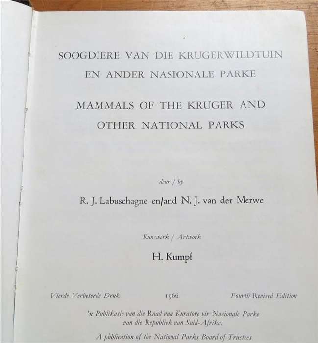 Mammals/Soogdiere of/van Kruger & other National Parks - Illustrations H.Kumpf - Well Used Copy