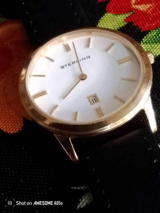 Sterling with date at 6 watch
