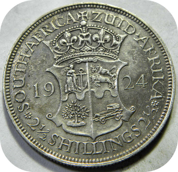 Top Grade SA Union:  1924 Halfcrown 2/6 in AEF below R600!!