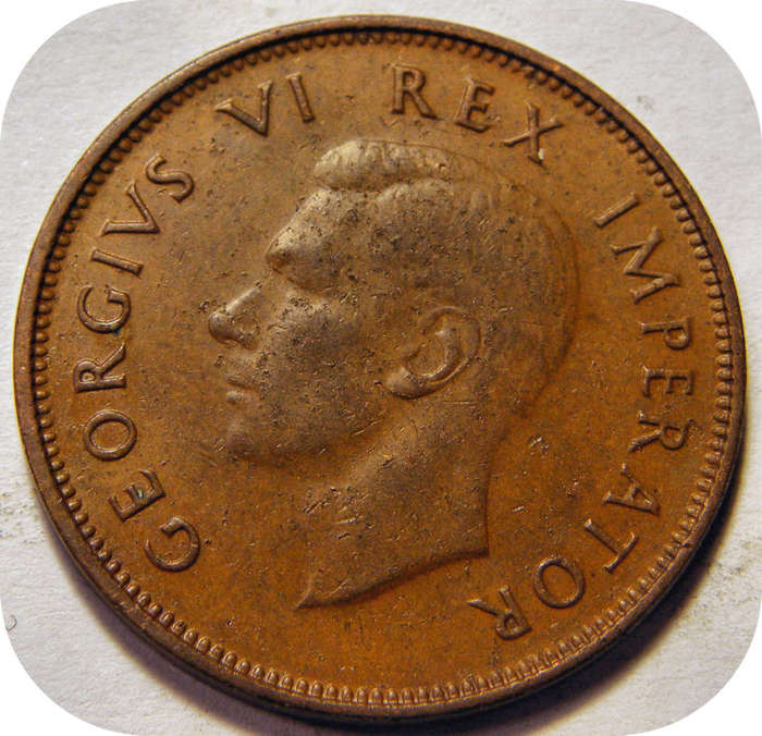 Well priced SA Union:  1941 Half Penny in AEF below R60!