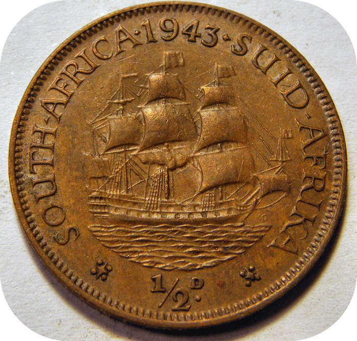 Top Grade SA Union: 1943 Half Penny in EF below R50!!