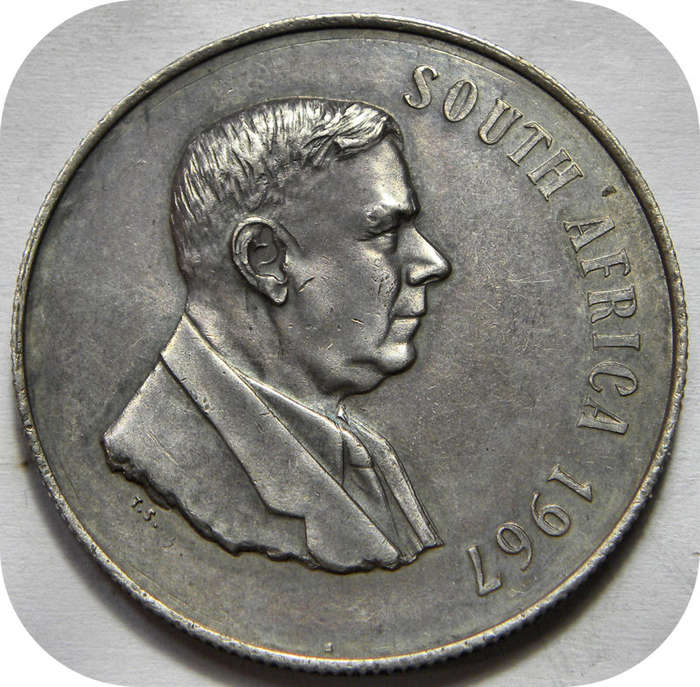 1967 Eng Hendrik Verwoerd Silwer R1 onder R250!!