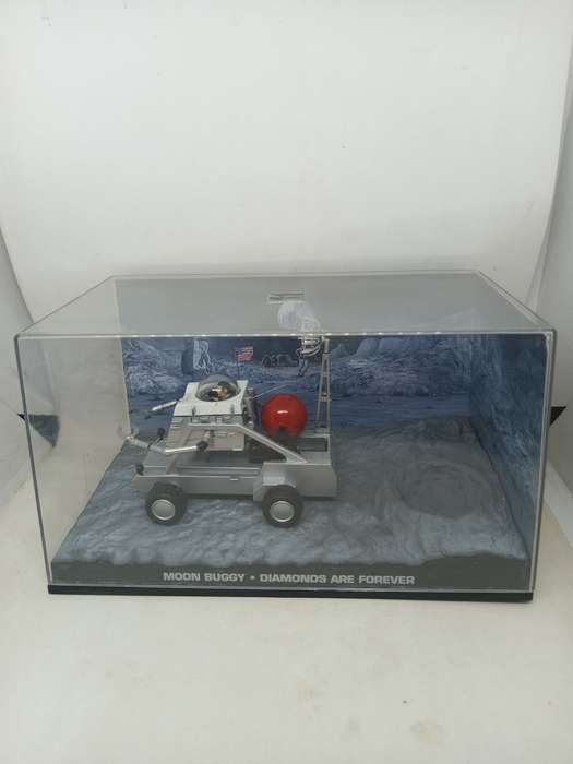007 Moon Buggy - Diamond are Forever - scale 1/43. Sealed. with book