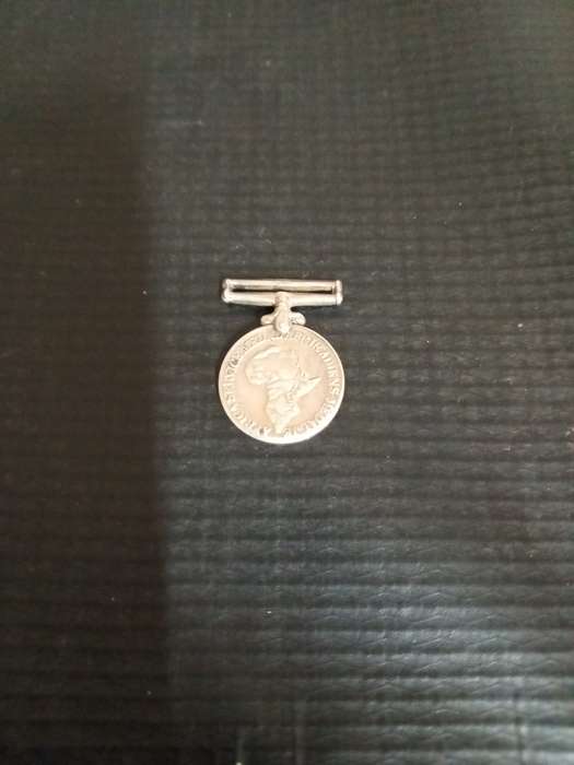 WW2 African Service Medal Miniature (A)