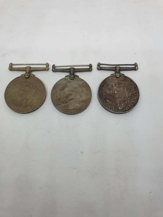3WW 2 Medal group to FE Kannemyer