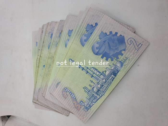 45  1967 GPC and Stals  Various issue Eng/Afr Two Rand Banknote (GR48). Bid per note to take the lot