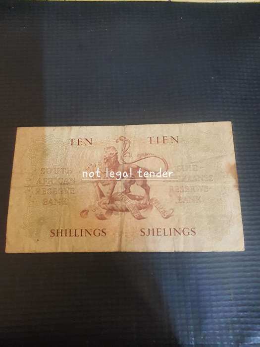1949 MH De Kock 3rd issue Afr/Eng Tien Shilling Banknote. (A176)