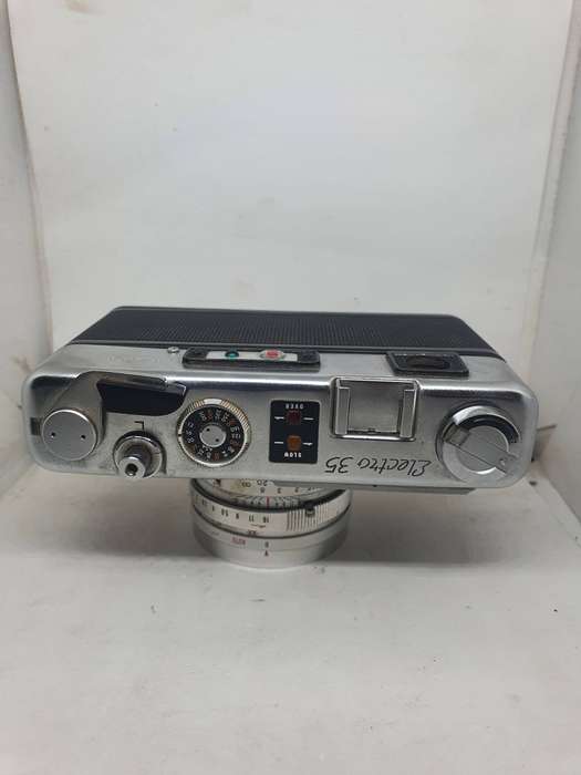 Yashica G Electro 35 Range Finder camera in original case. Works