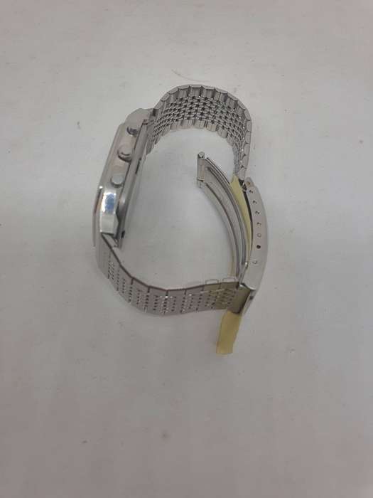 Citizen P 8950 Men's wrist watch. Works wonderfully. looks new