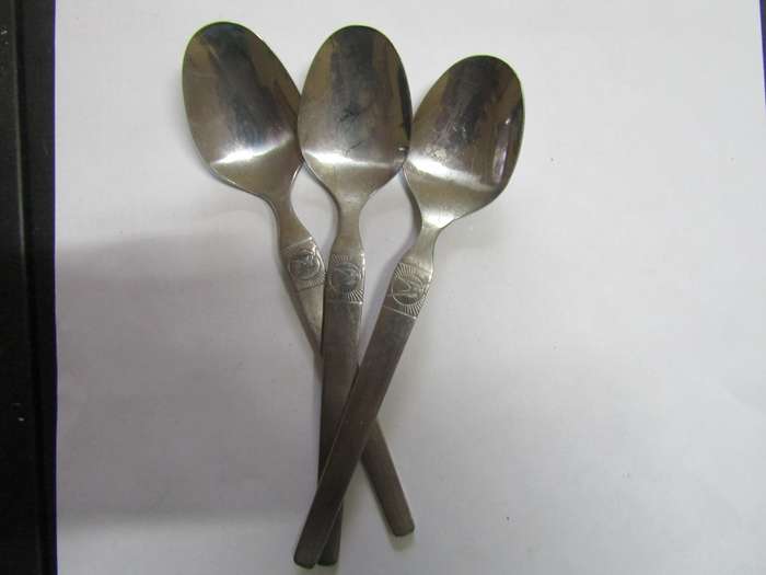 3 Vintage South African Airways  Tea Spoons. 1 Bid takes all