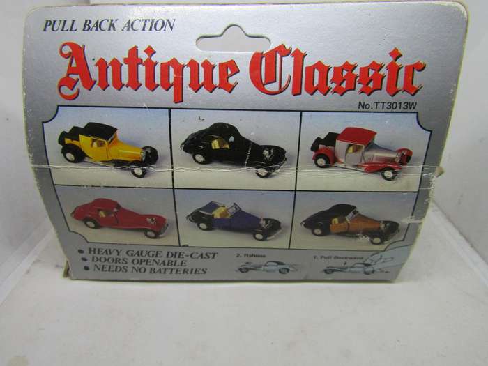 Antique Classics- Mercedes Benz 540 - scale 1:43