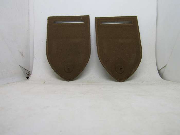 Pair of SADF Infantry School Tupper with Chief of Army Command. Pin intact.